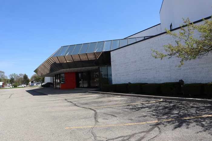 Americana West 6 - Old Theater Building May 9 2022 (newer photo)